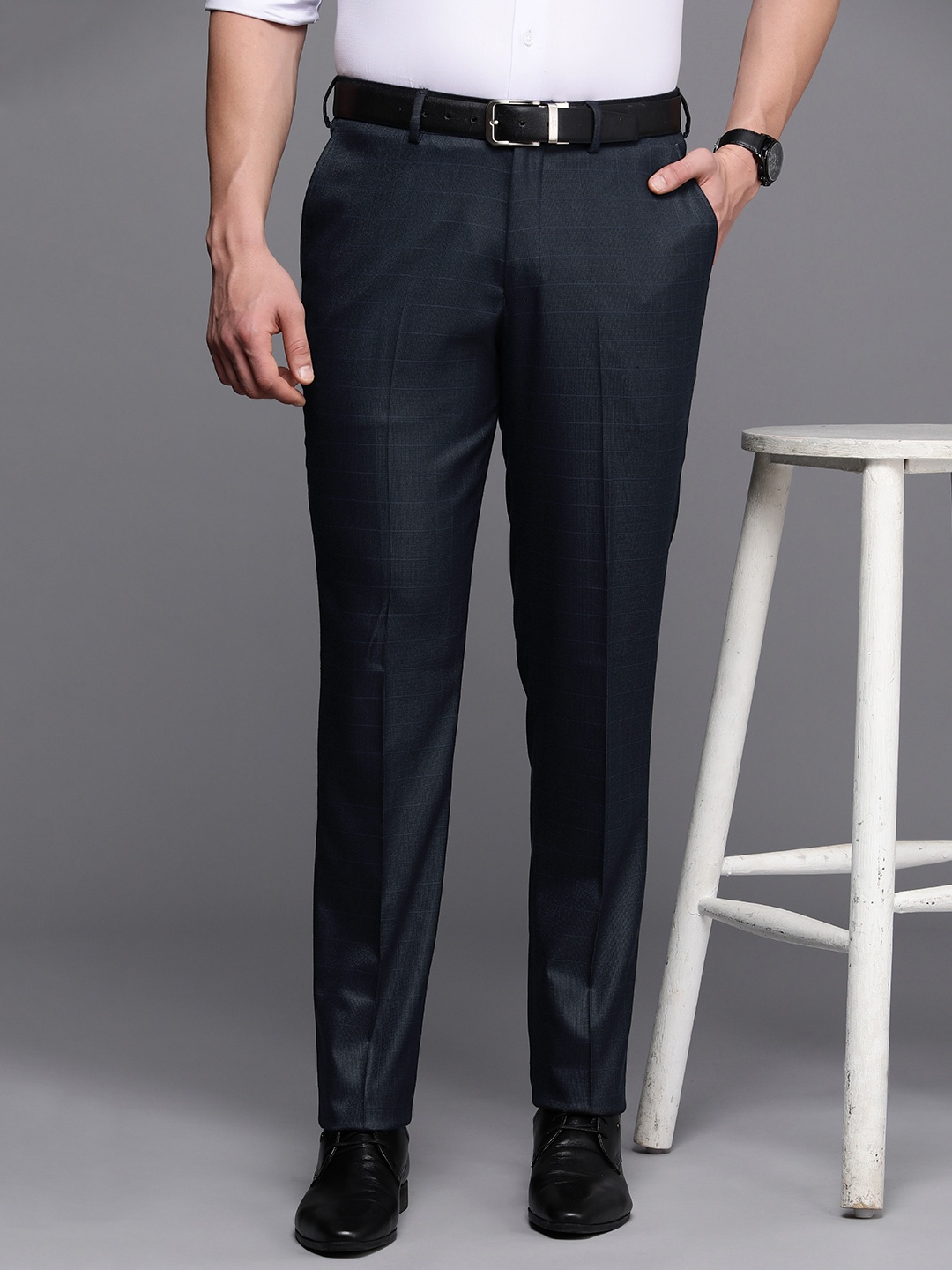 

Theme Smart Checked Slim Fit Formal Trousers, Navy blue