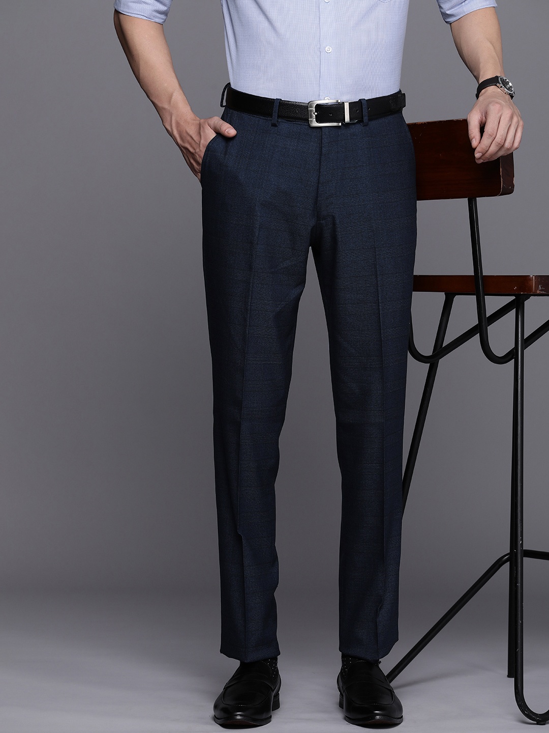 

Theme Smart Slim Fit Trousers, Navy blue