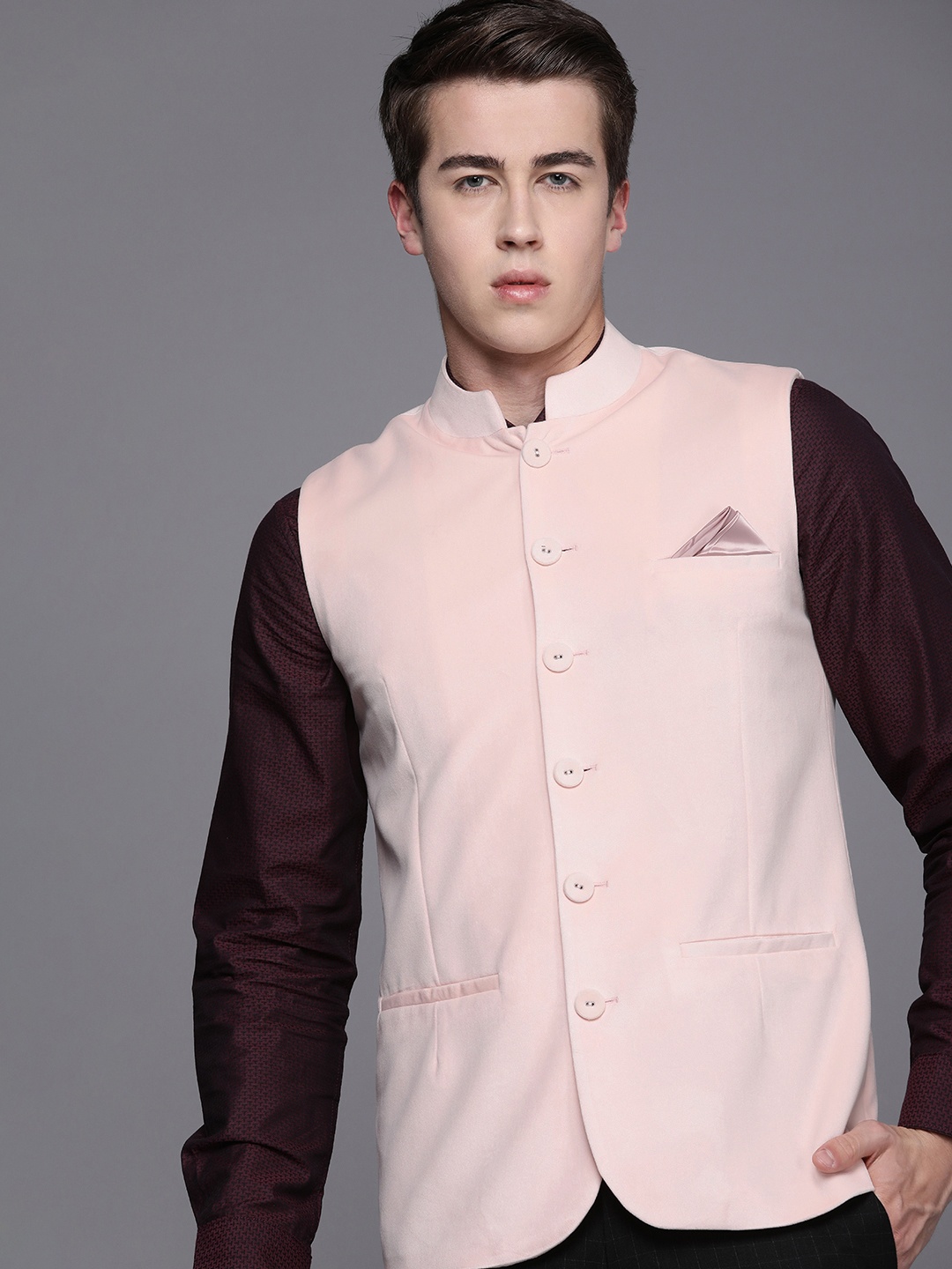 

Theme Solid Regular Fit Nehru Jacket, Pink