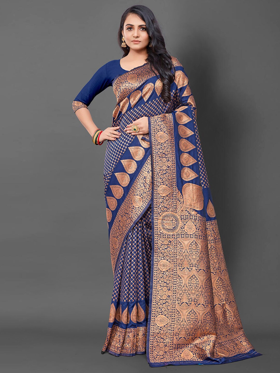 

Mitera Ethnic Motifs Woven Design Silk Blend Banarasi Saree, Navy blue