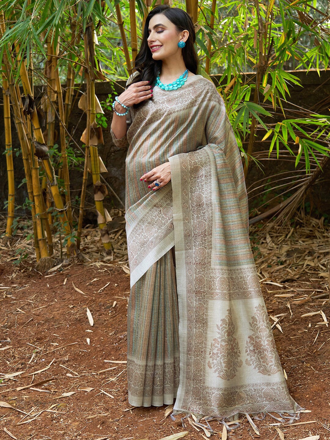 

Saree mall Block Print Silk Blend Sarees, Grey