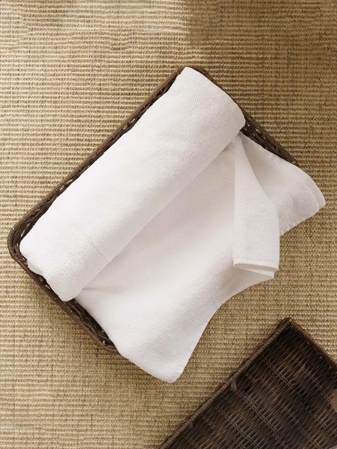 

Furbo White 3 Pcs 600 GSM Pure Bamboo Quick Drying & Antibacterial Face Towels