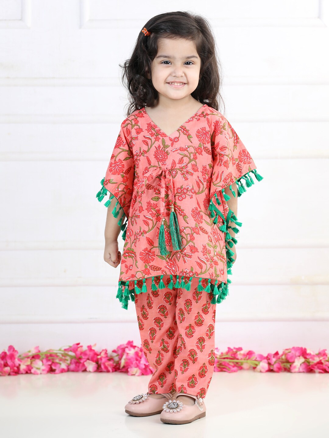 

kidcetra Girls Floral Printed Pure Cotton V-Neck Kaftan Kurta With Trousers, Coral