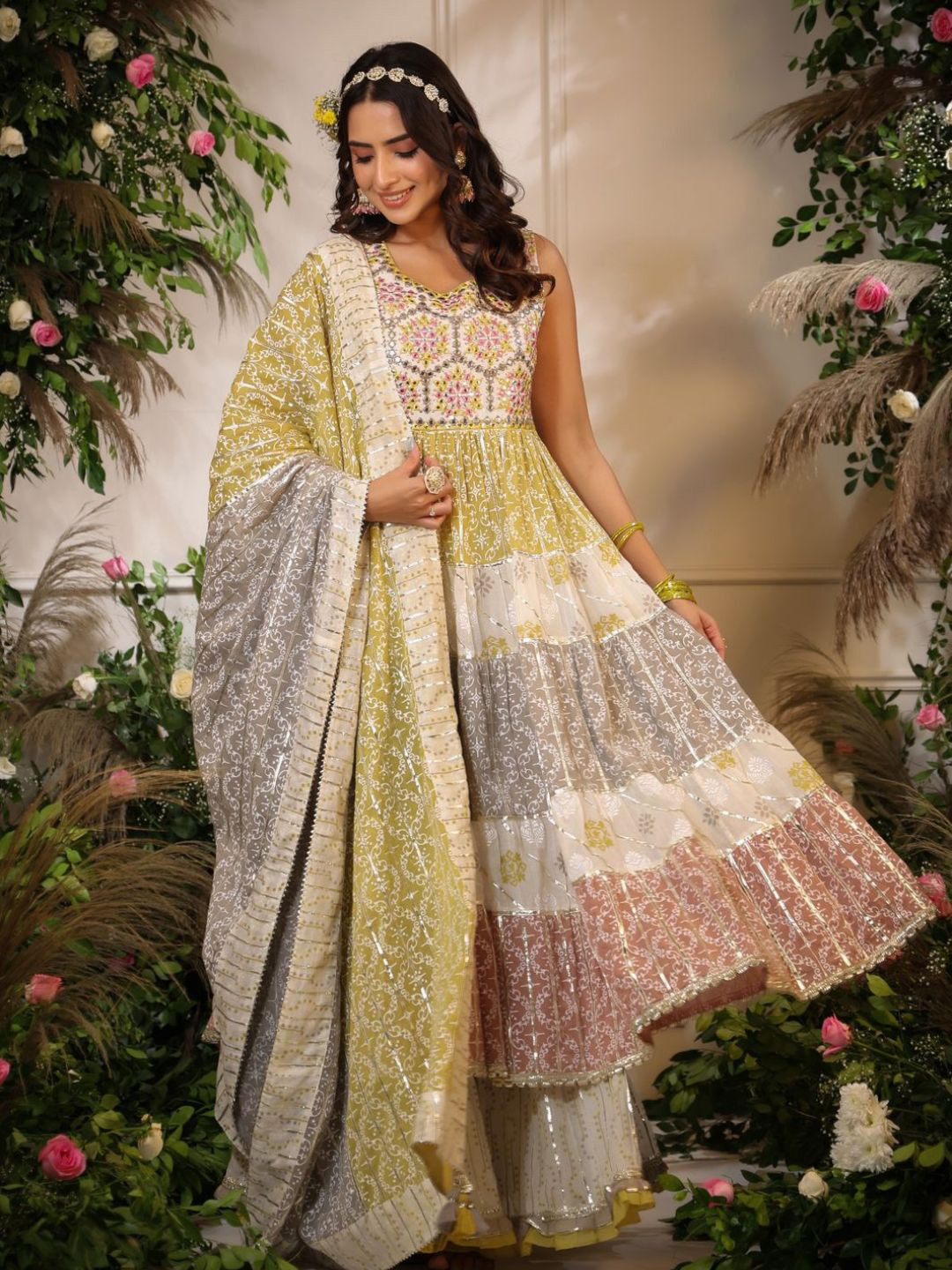 

Zolo Label Ethnic Motifs Printed Mirror Work Pure Cotton Kurta With Sharara & Dupatta, Green