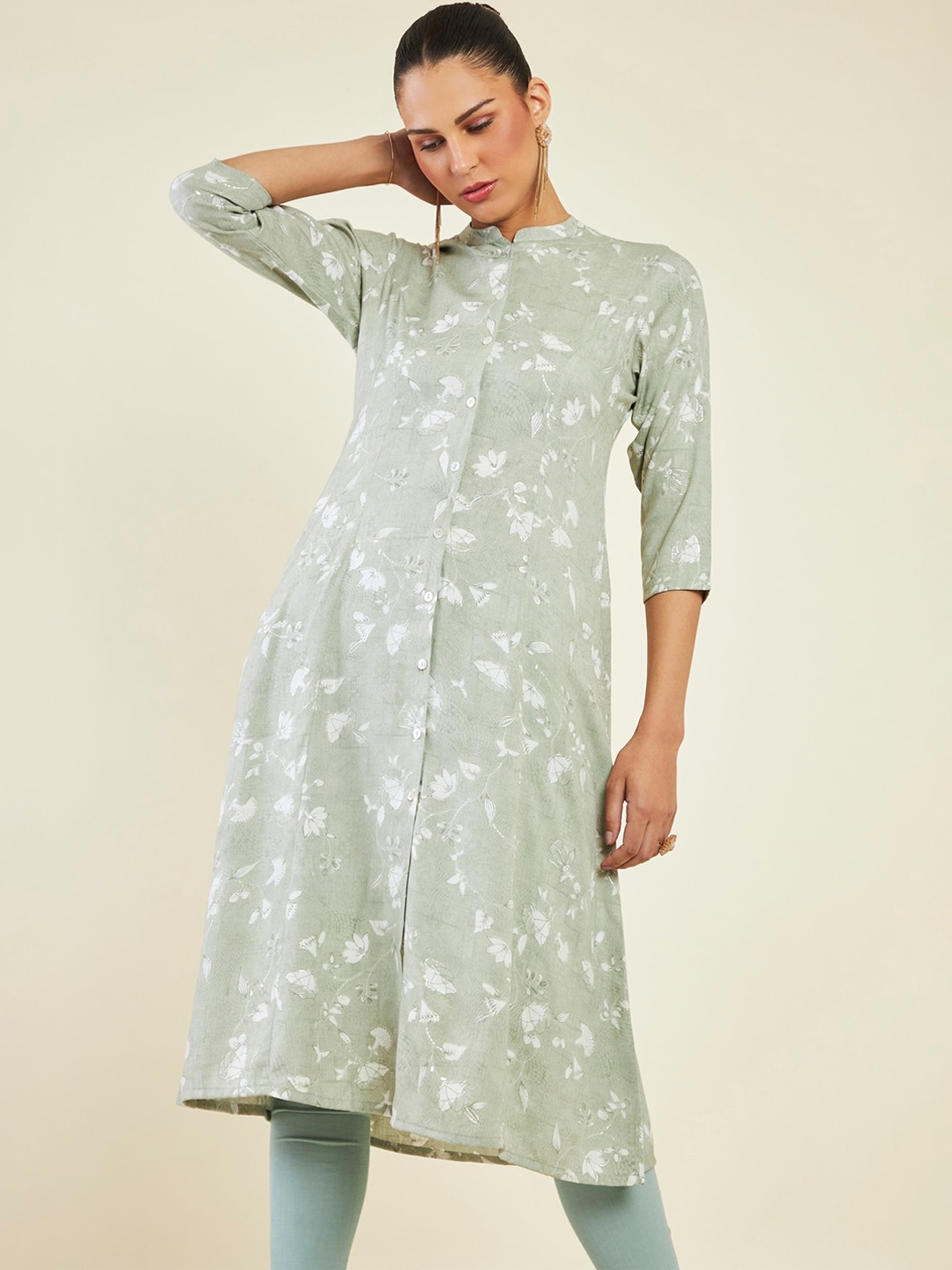 

Soch Mandarin Collar Paneled Floral Printed A-Line Kurta, Green