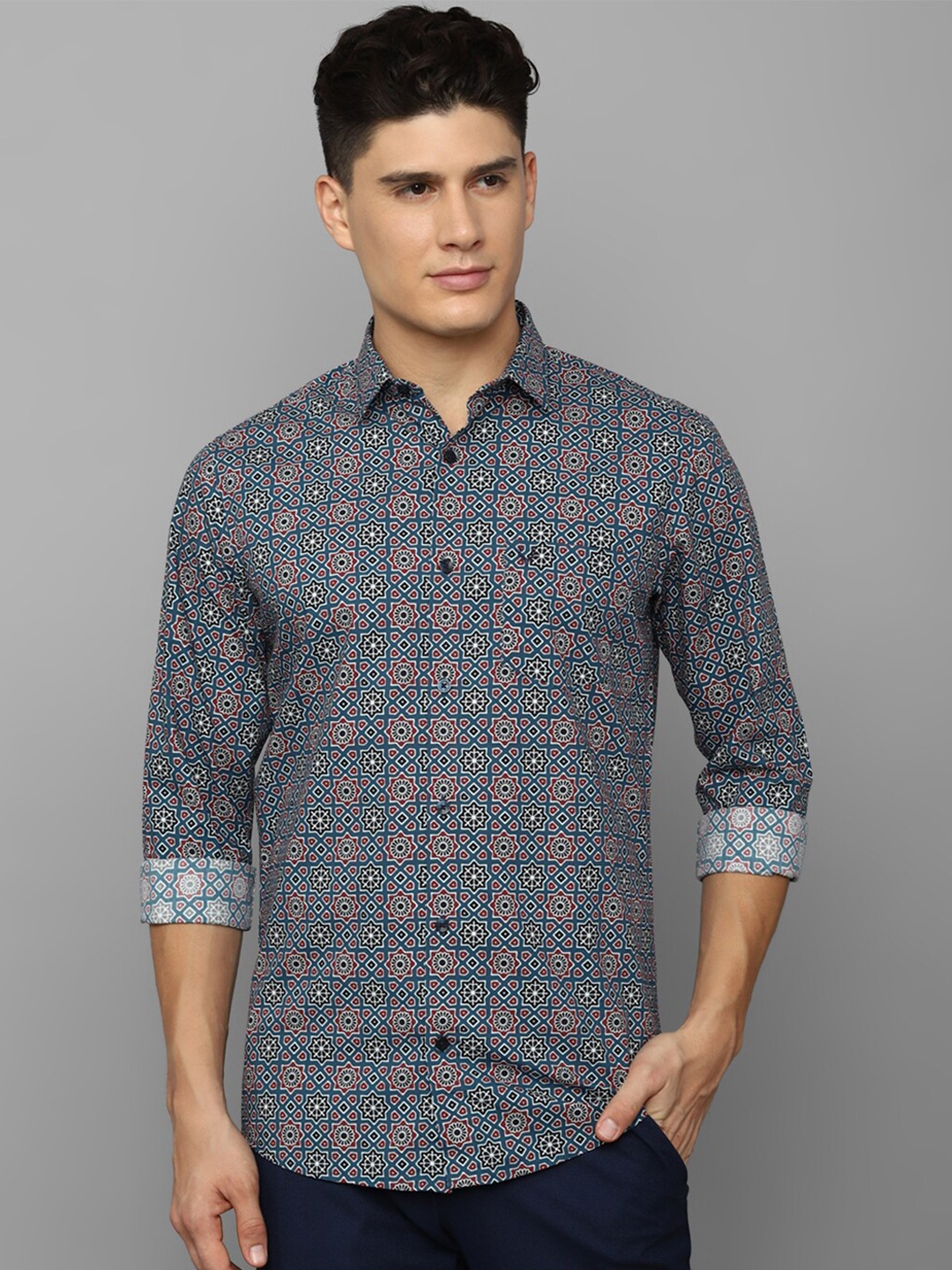 

Allen Solly Ethnic Motif Printed Slim Fit Pure Cotton Casual Shirt, Blue