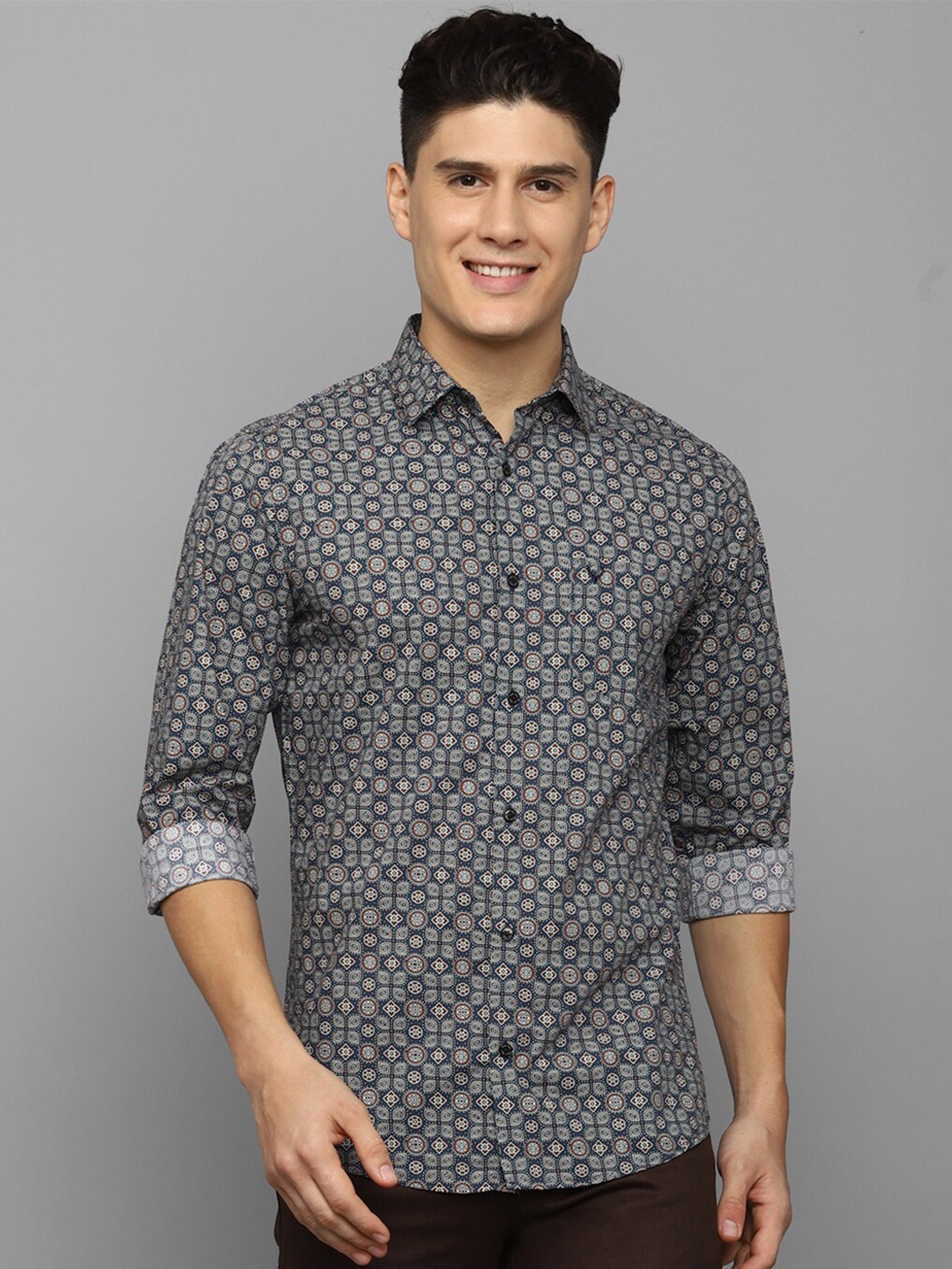 

Allen Solly Ethnic Motif Printed Slim Fit Pure Cotton Casual Shirt, Blue