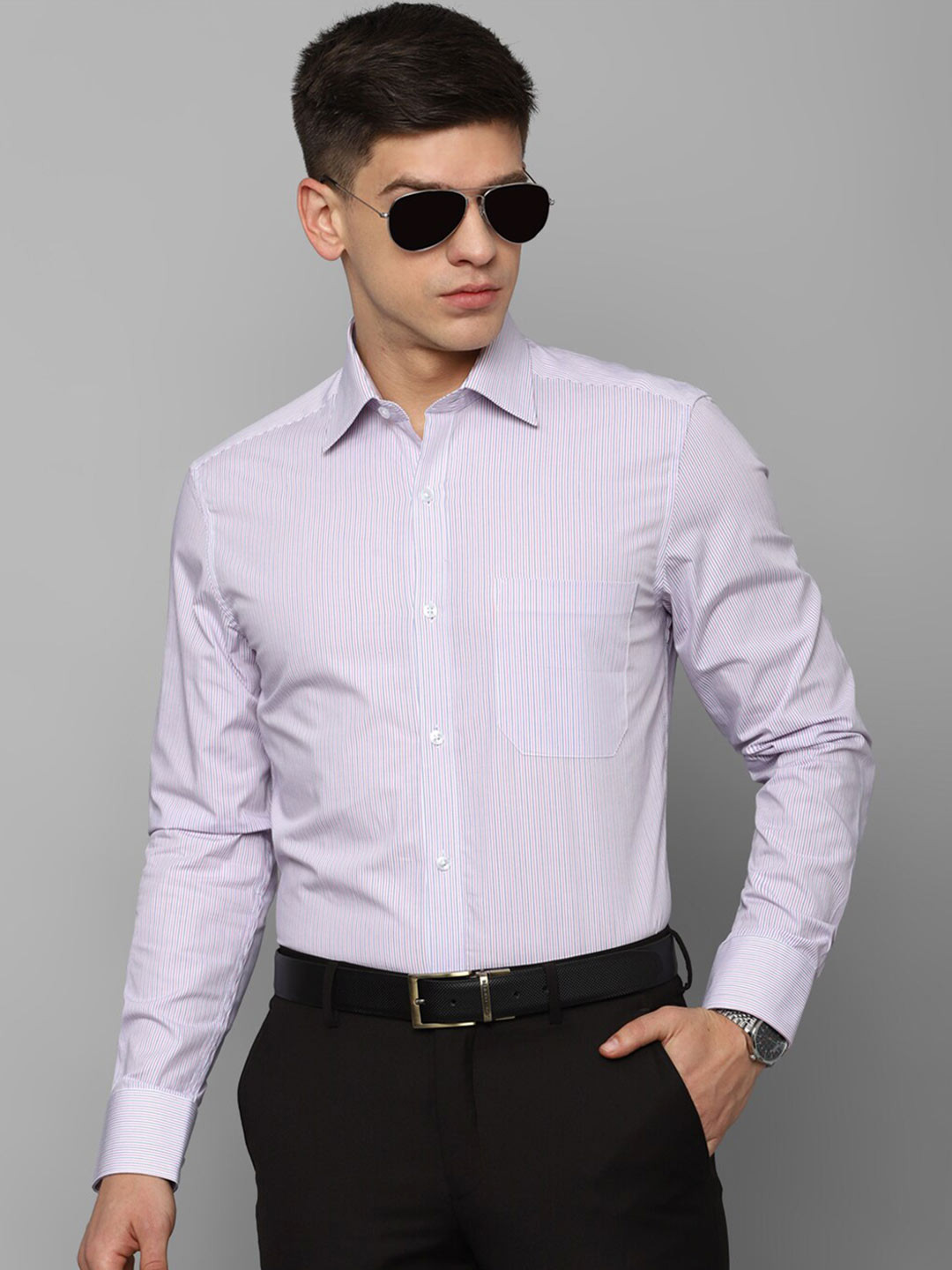 

Louis Philippe Men Multi Stripes Striped Formal Shirt, Purple