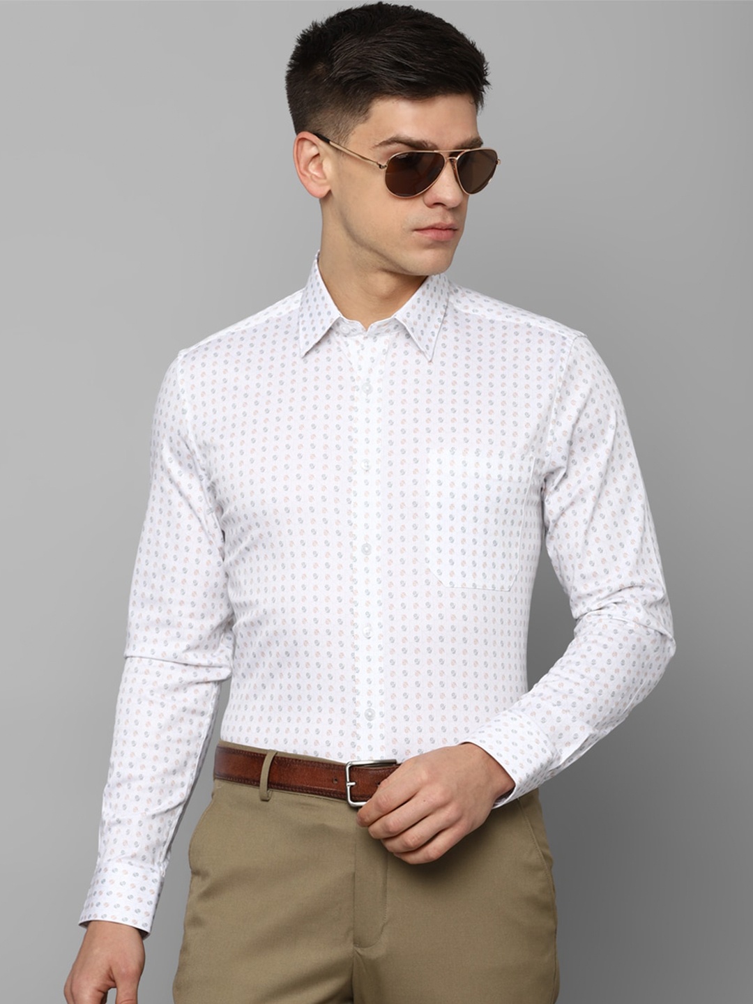 

Louis Philippe Slim Fit Printed Formal Shirt, White