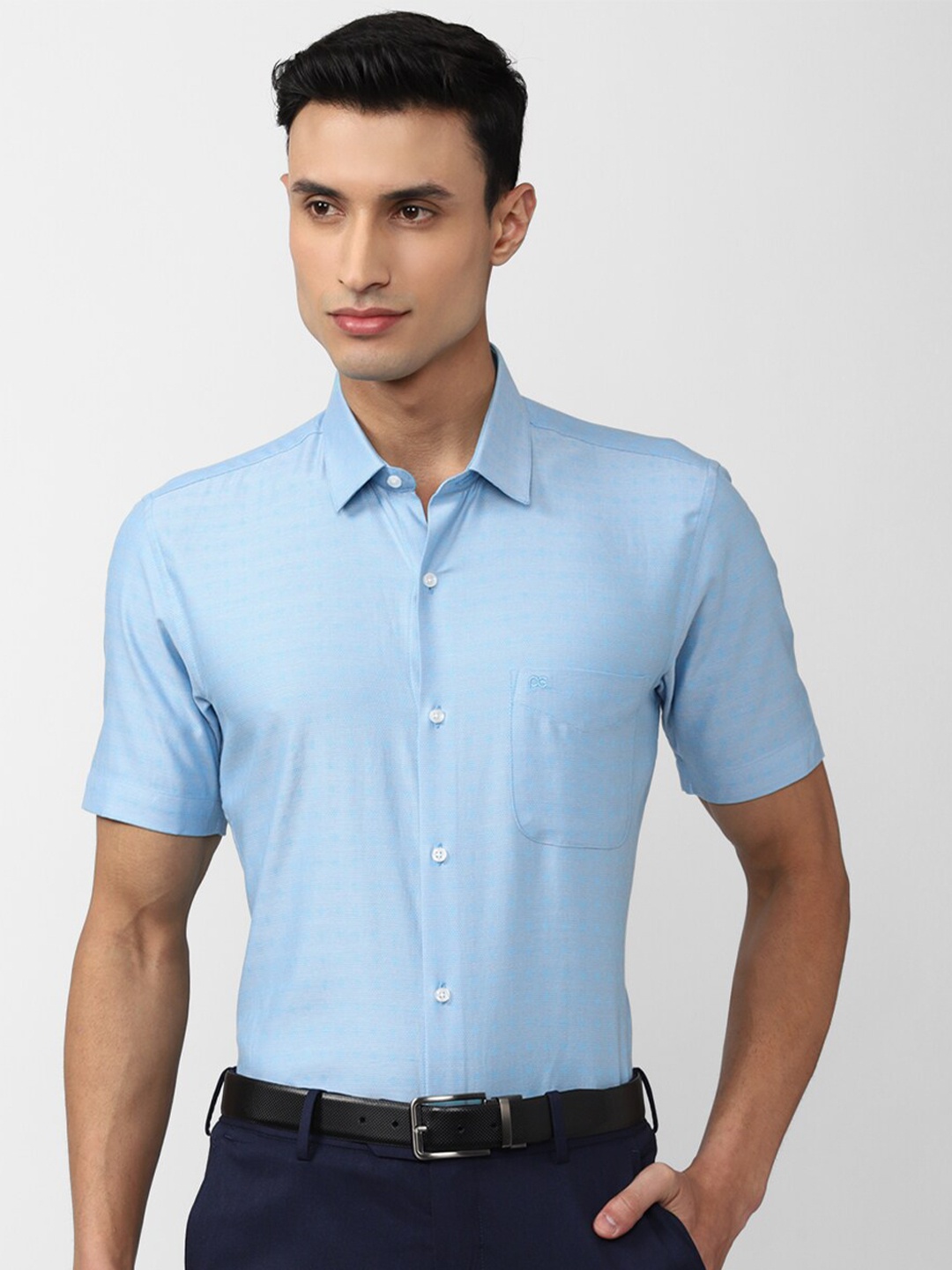 

Peter England Spread Collar Formal Pure Cotton Shirt, Blue