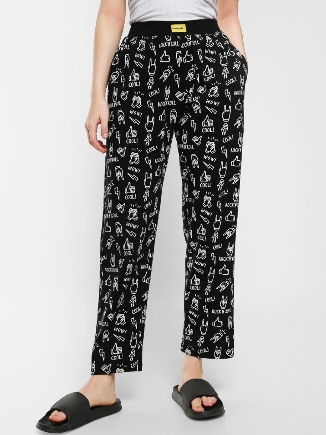 

Bewakoof Women Conversational Printed Cotton Lounge Pants, Black