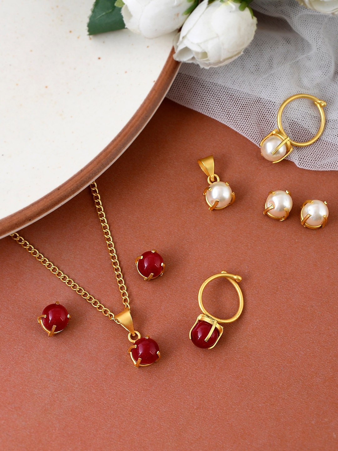

Shoshaa Set of 2 Gold-Plated Pearl Studded Jewellery Set