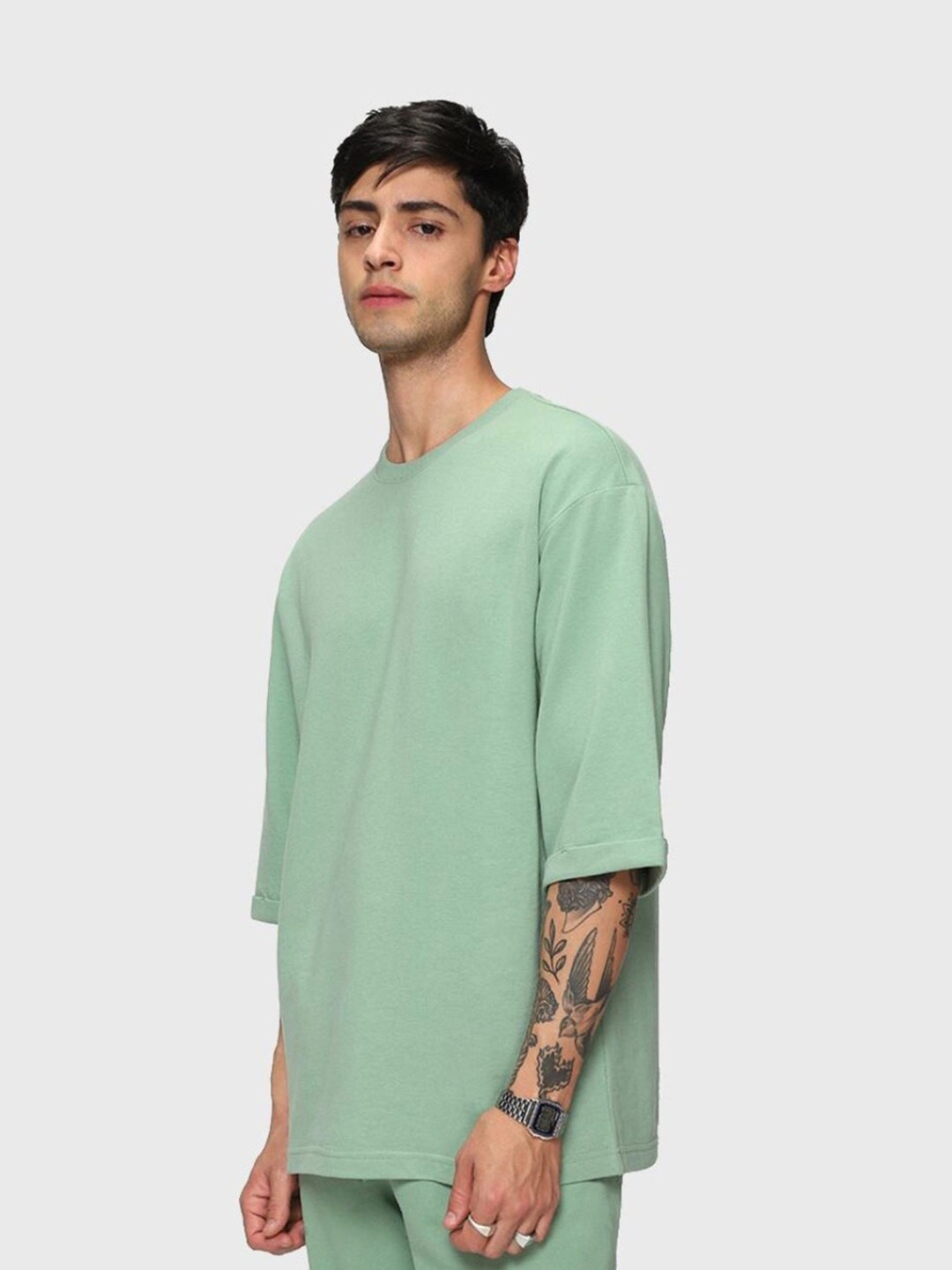 

Bewakoof Drop-Shoulder Sleeves Loose Fit T-shirt, Green