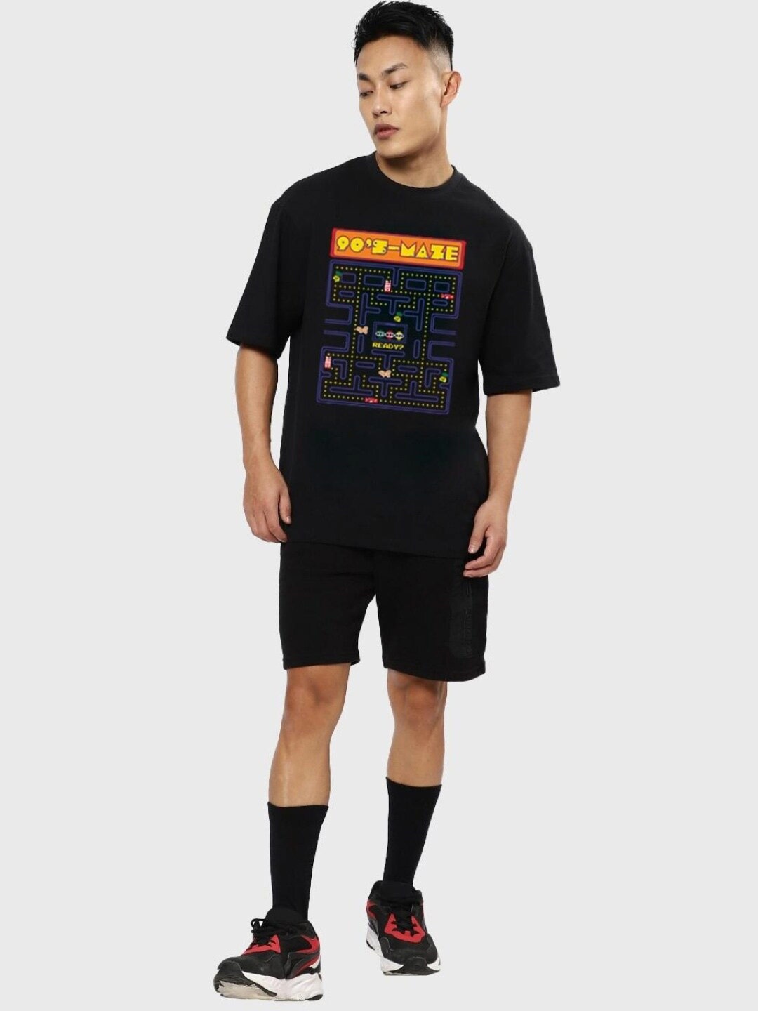 

Bewakoof 90'S Maze Memories Graphic Printed Oversized T-shirt, Black