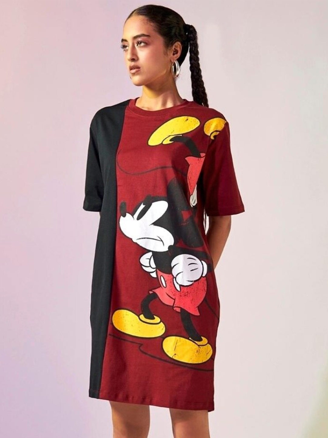

Bewakoof Graphic Printed Oversized T-shirt Dress, Maroon