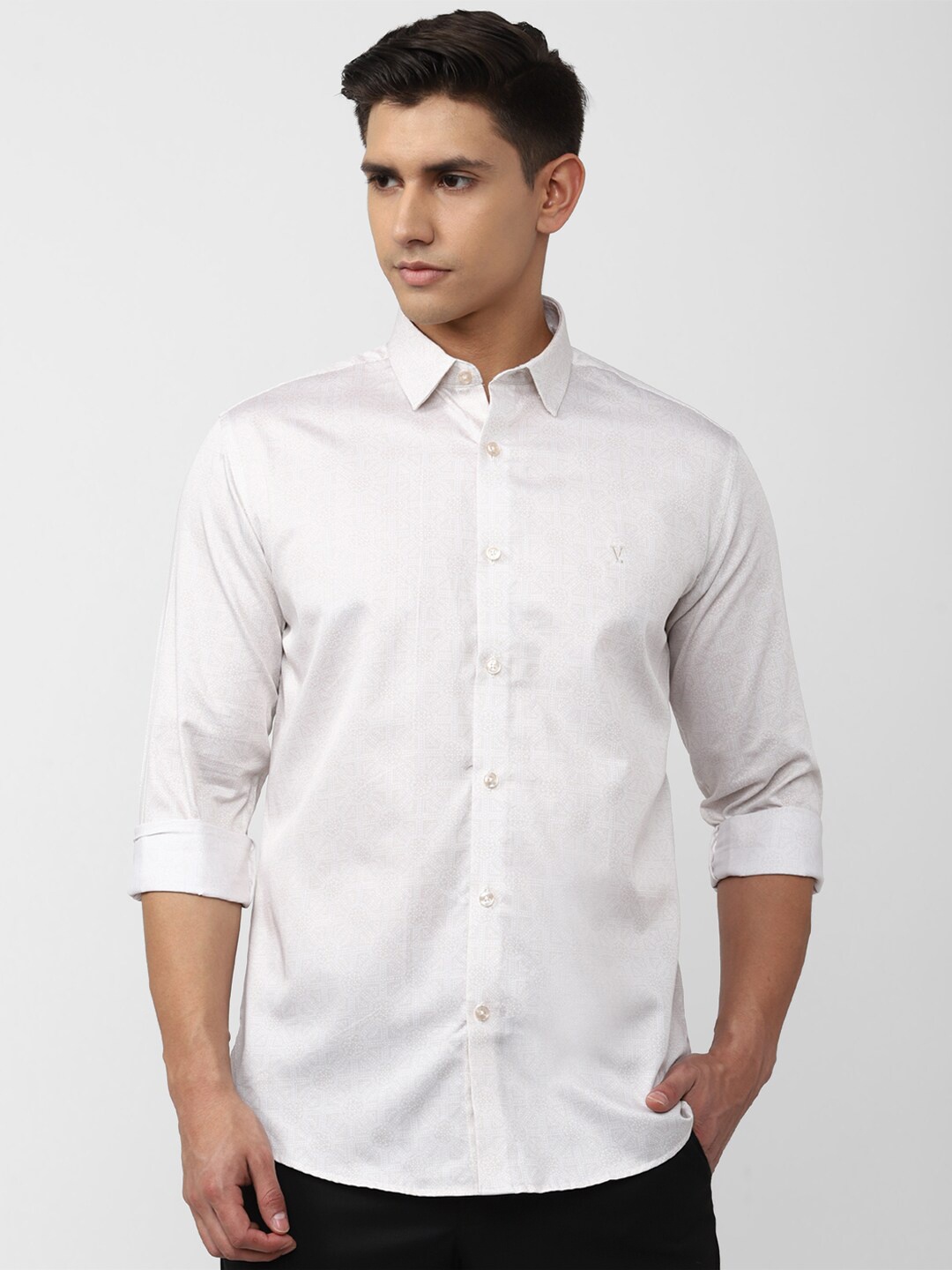 

V Dot Spread Collar Slim Fit Cotton Casual Shirt, Cream