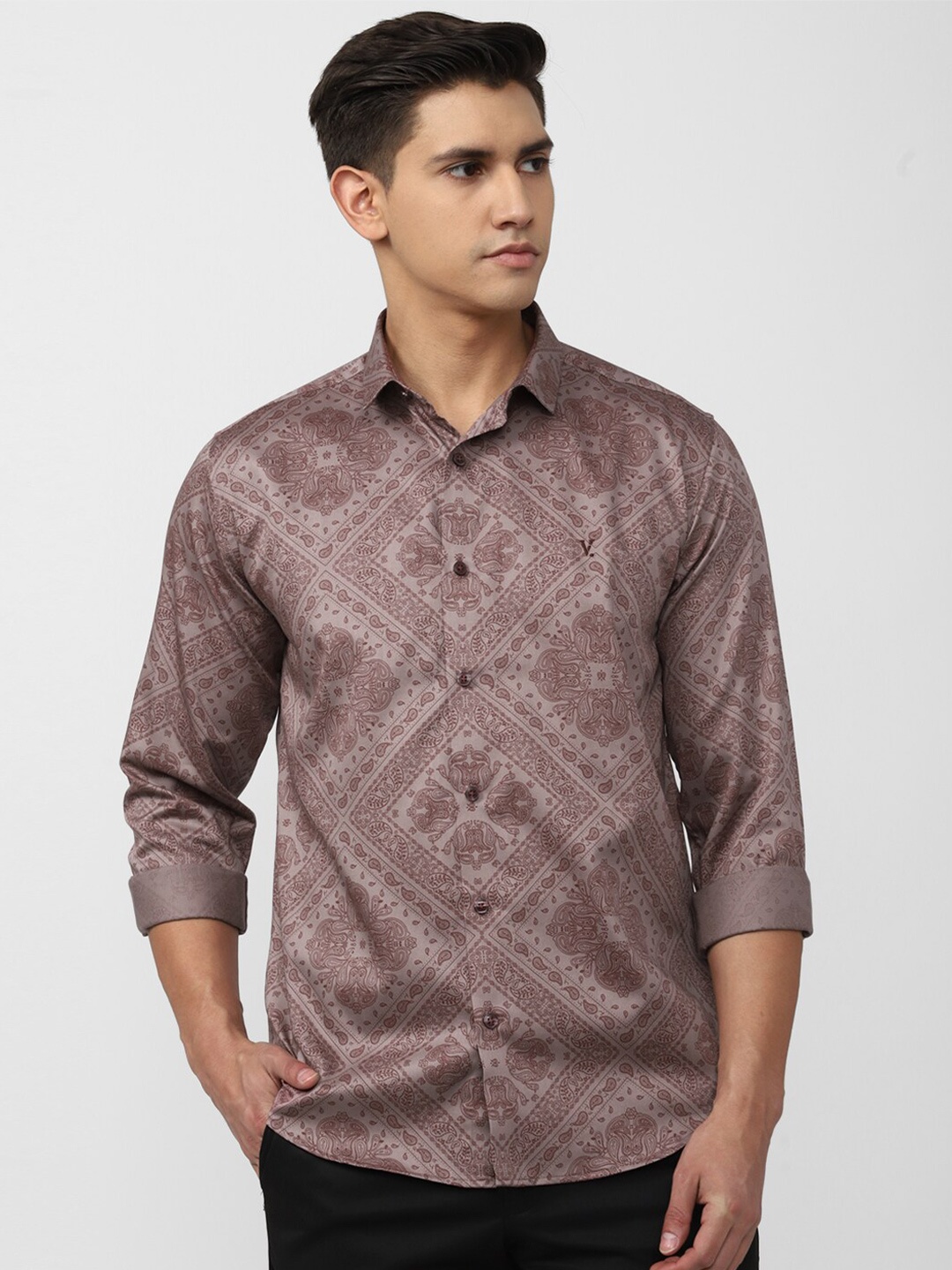 

V Dot Slim Fit Ethnic Printed Casual Pure Cotton Shirt, Maroon