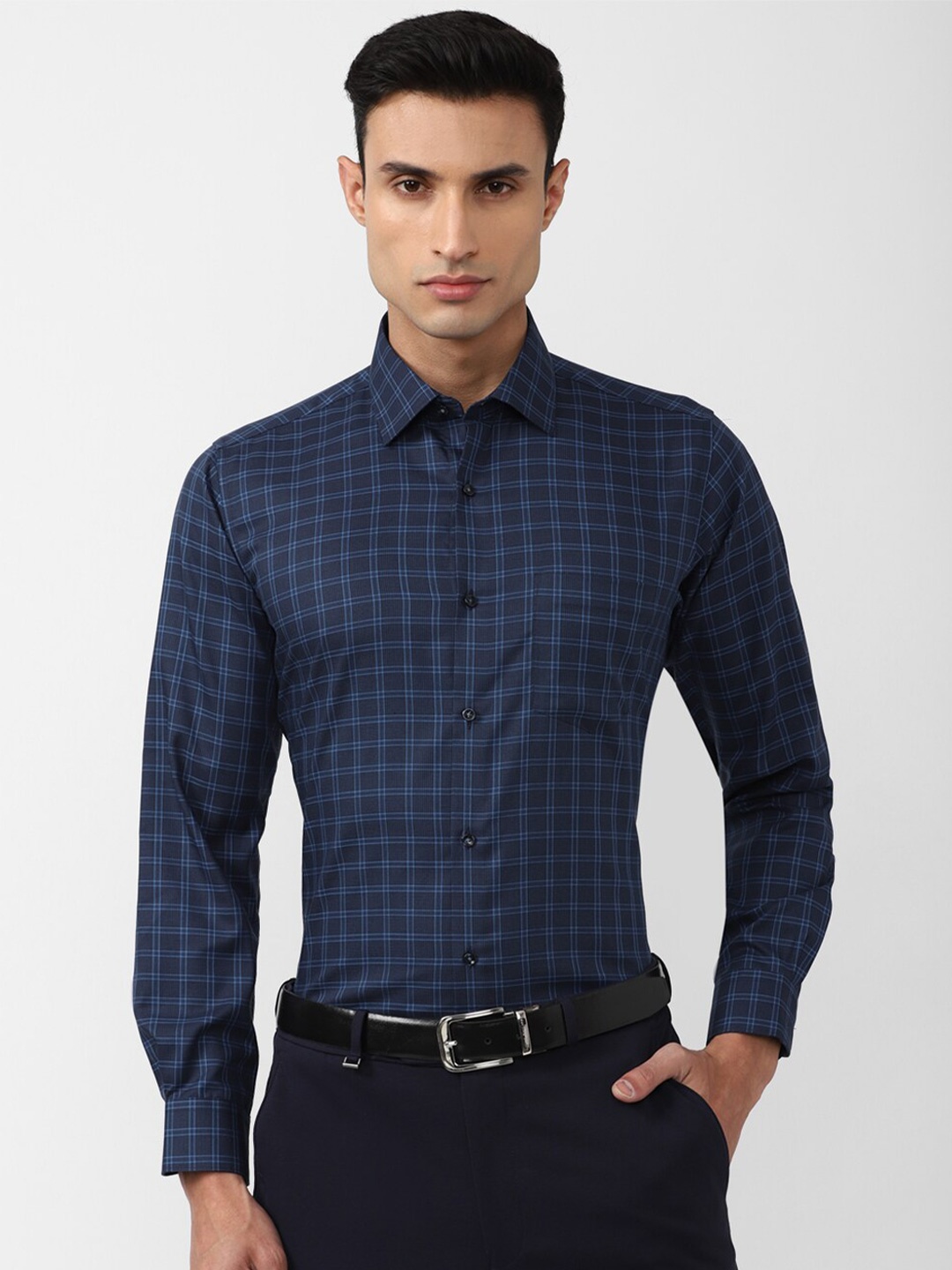 

Van Heusen Slim Fit Tartan Checked Pure Cotton Formal Shirt, Navy blue