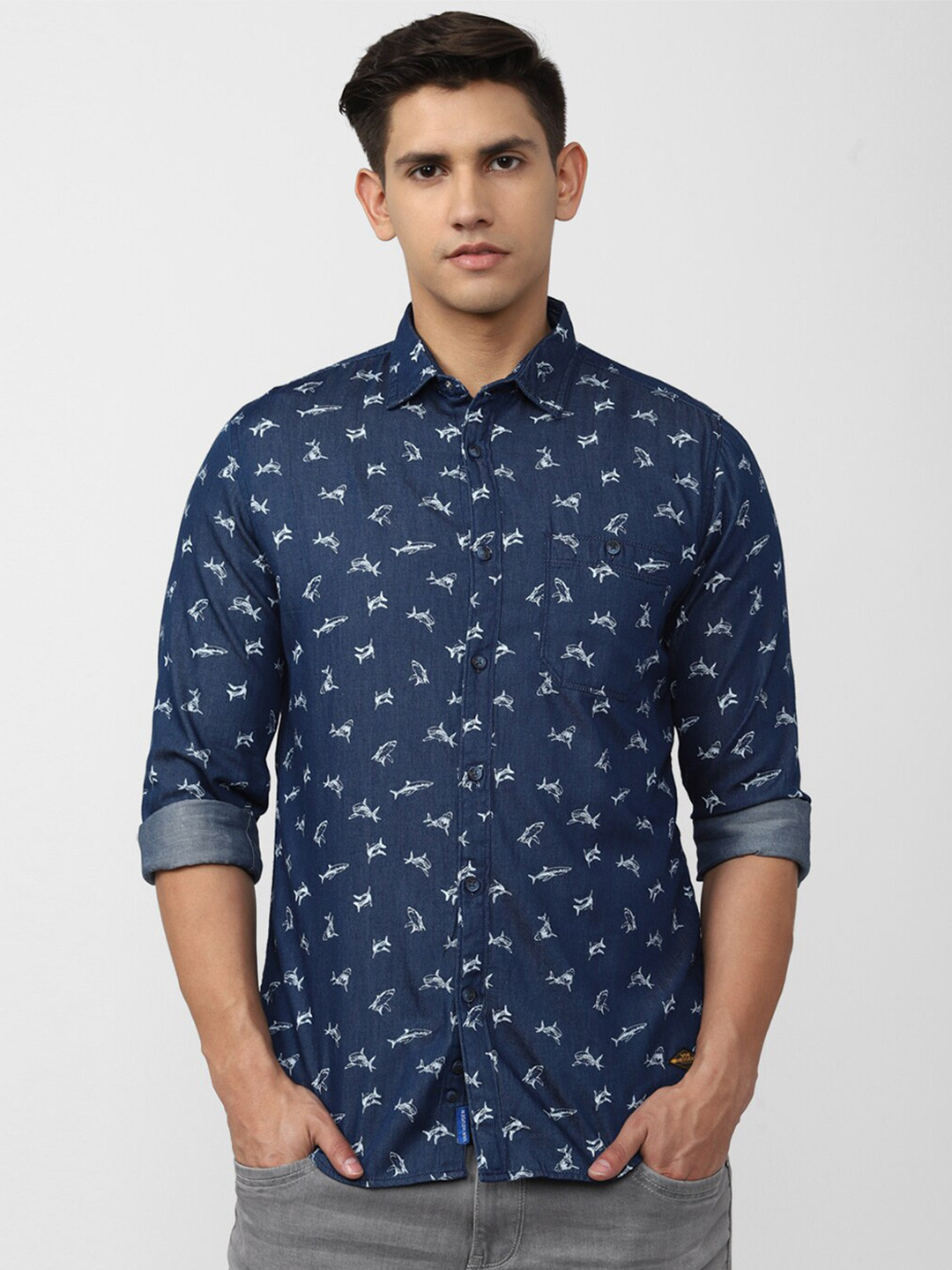 

VAN HEUSEN DENIM LABS Plus Size Conversational Printed Slim Fit Cotton Casual Shirt, Navy blue