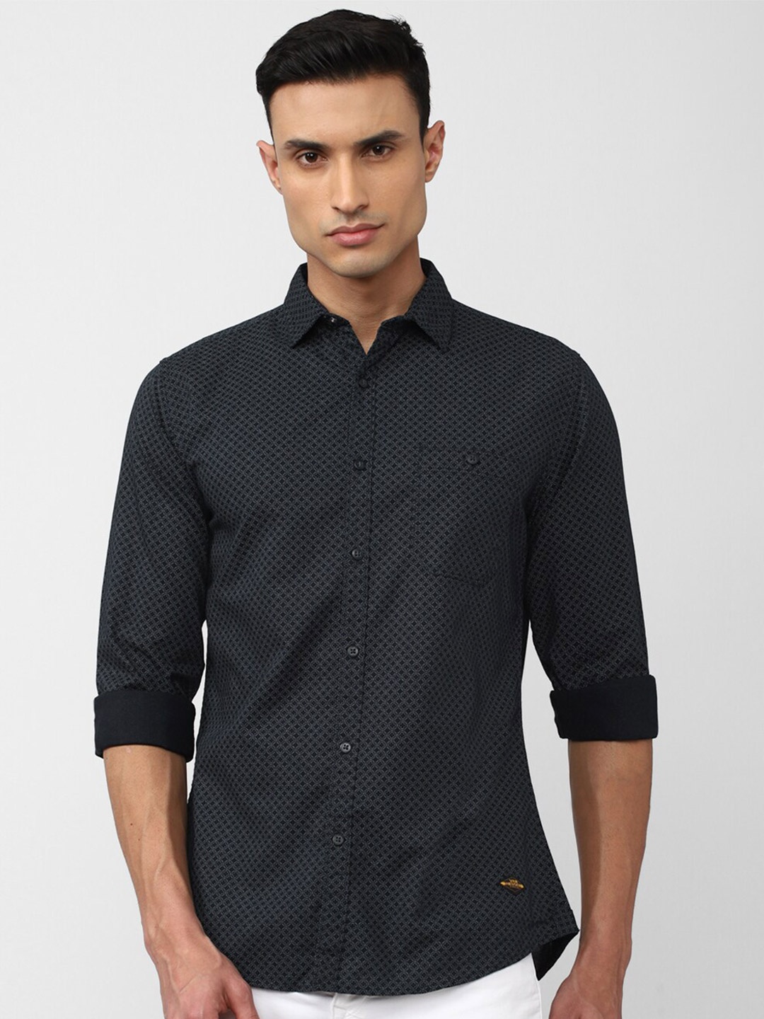 

VAN HEUSEN DENIM LABS Slim Fit Micro Ditsy Printed Cotton Linen Casual Shirt, Black