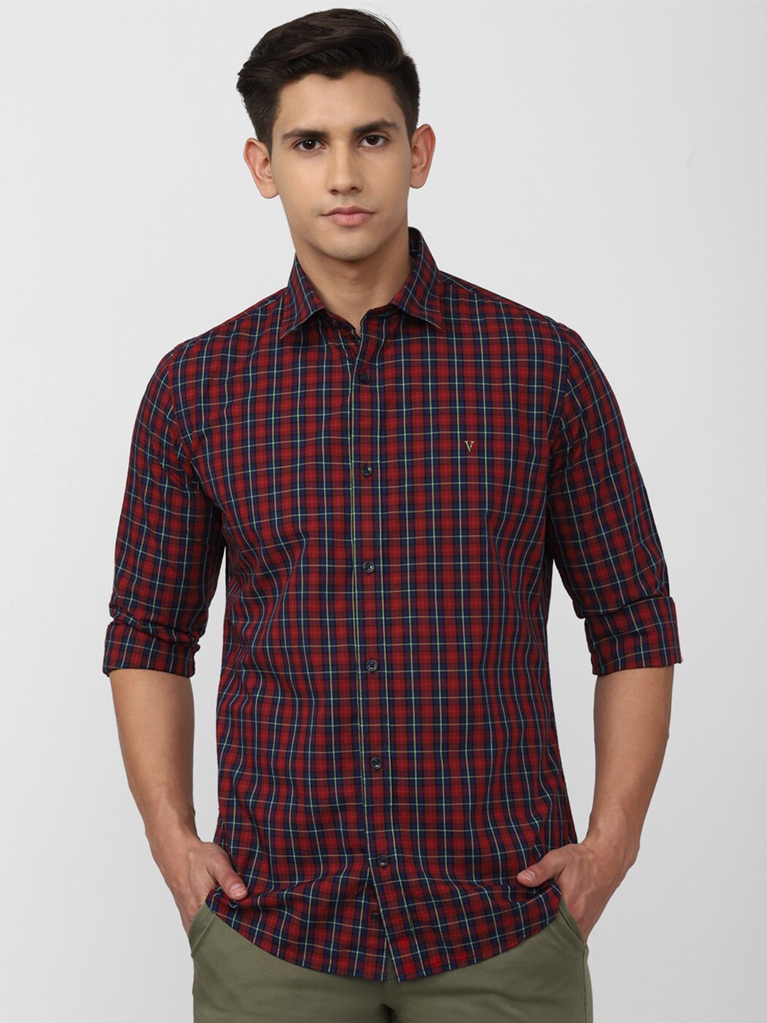 

Van Heusen Sport Plus Size Tartan Checks Slim Fit Cotton Casual Shirt, Maroon