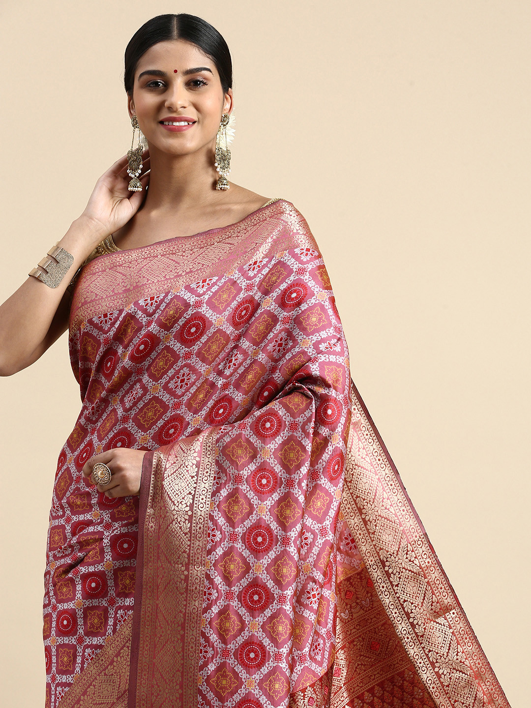 

VASTRANAND Ethnic Motifs Zari Patola Saree, Pink