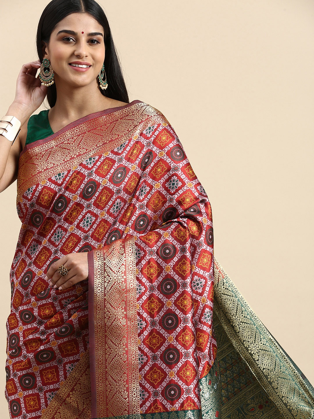 

VASTRANAND Ethnic Motifs Zari Patola Saree, Maroon