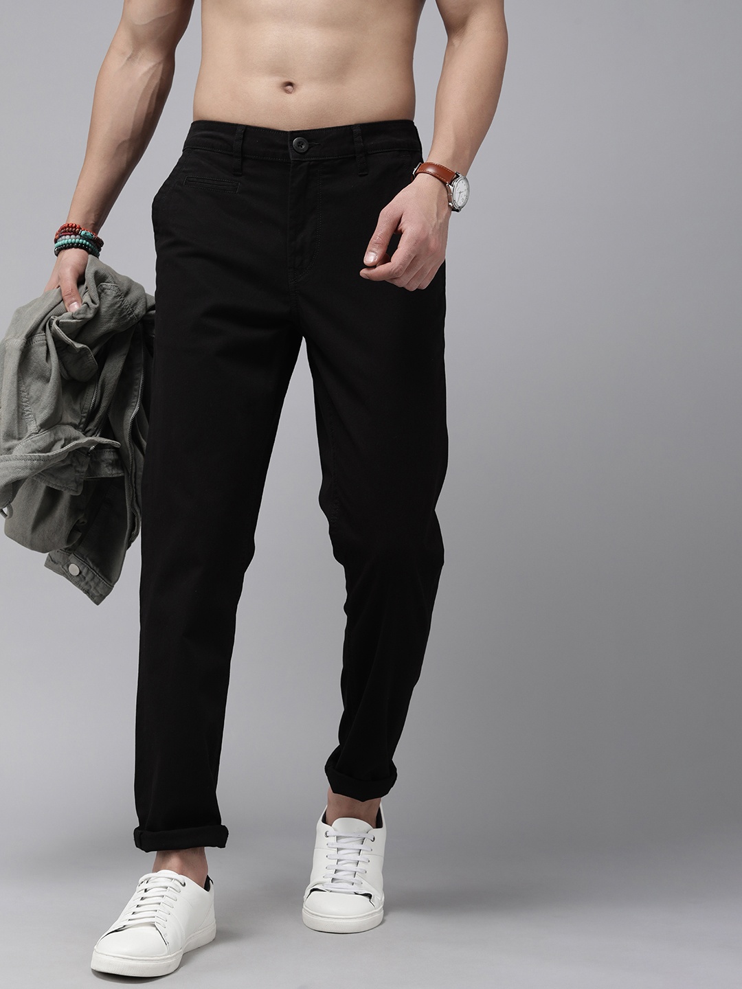 

Roadster Men Tapered Fit Trousers, Black