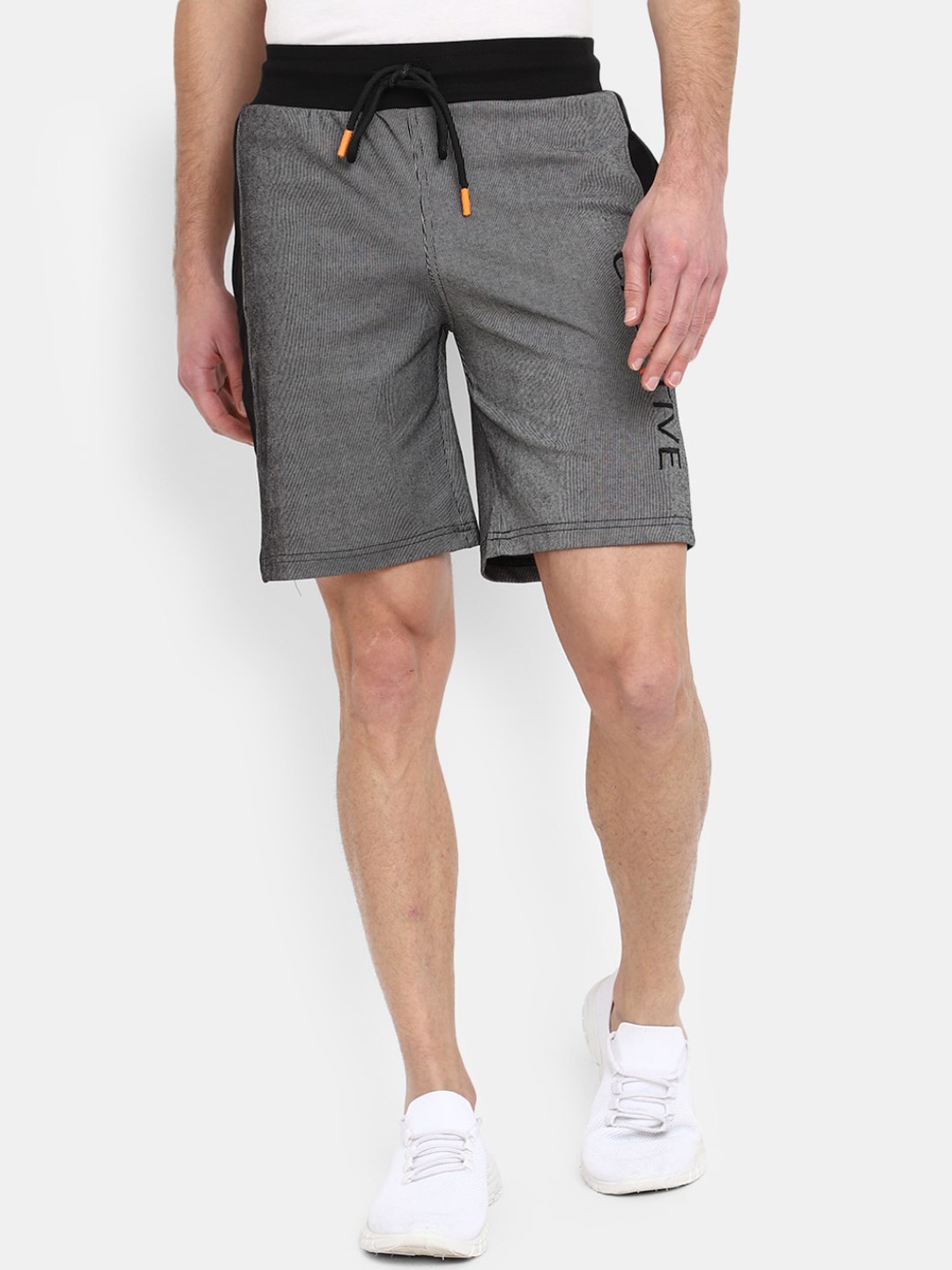 

V-Mart Men Mid-Rise Cotton Shorts, Charcoal