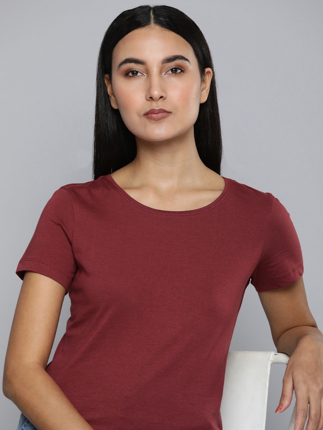 

ether Solid Cotton T-shirt, Maroon