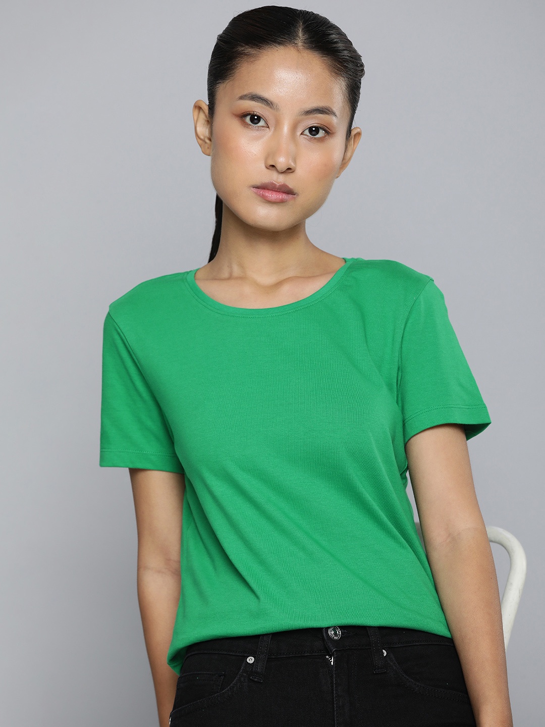 

ether Solid Cotton T-shirt, Green