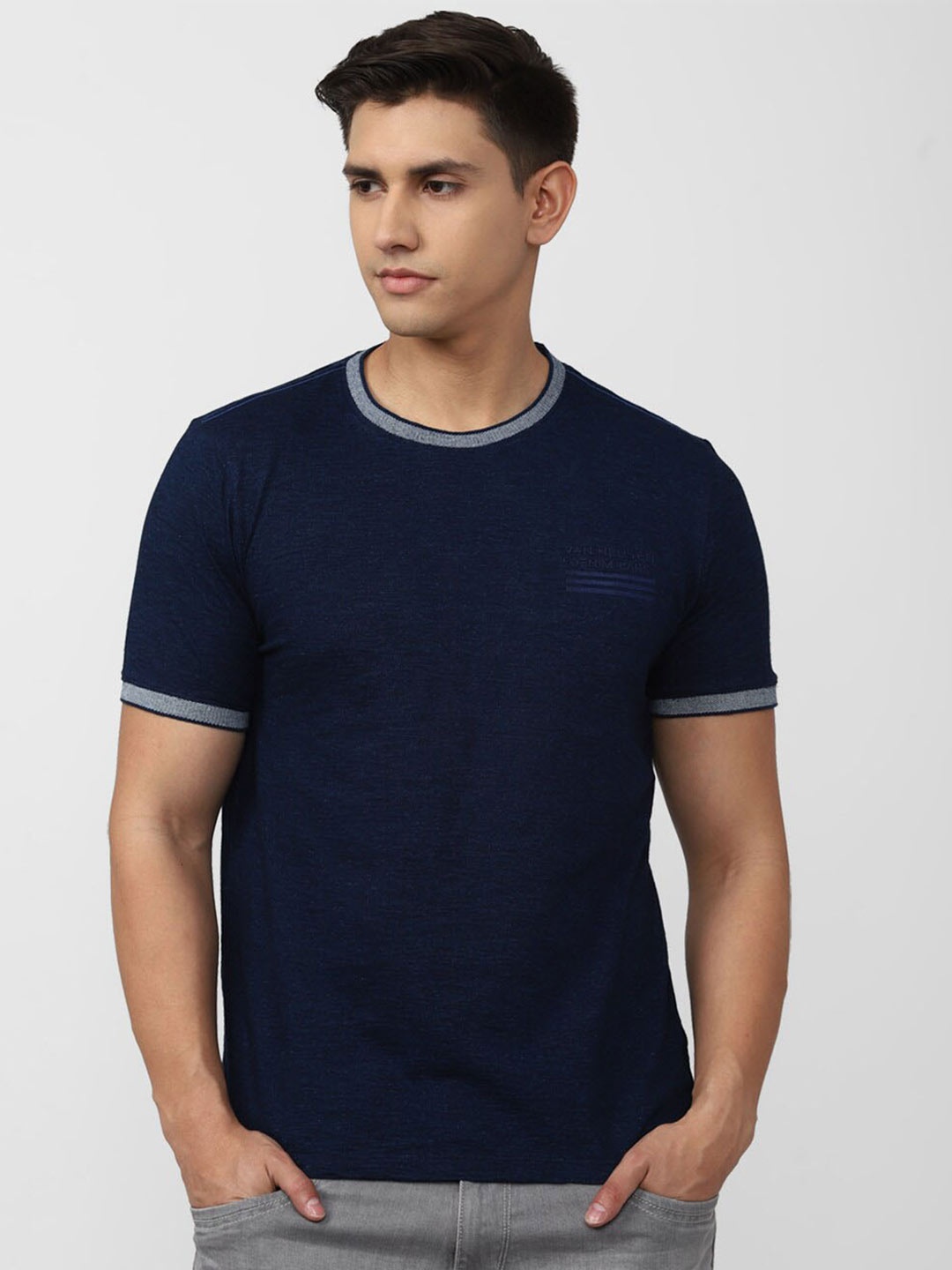 

VAN HEUSEN DENIM LABS Round Neck Short Sleeve Pure Cotton T-shirt, Navy blue