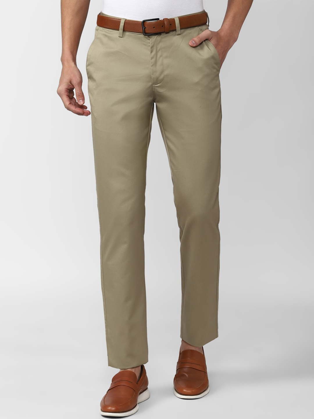 

Peter England CasualsMen Slim fit Chinos trousers with soft feel, Olive