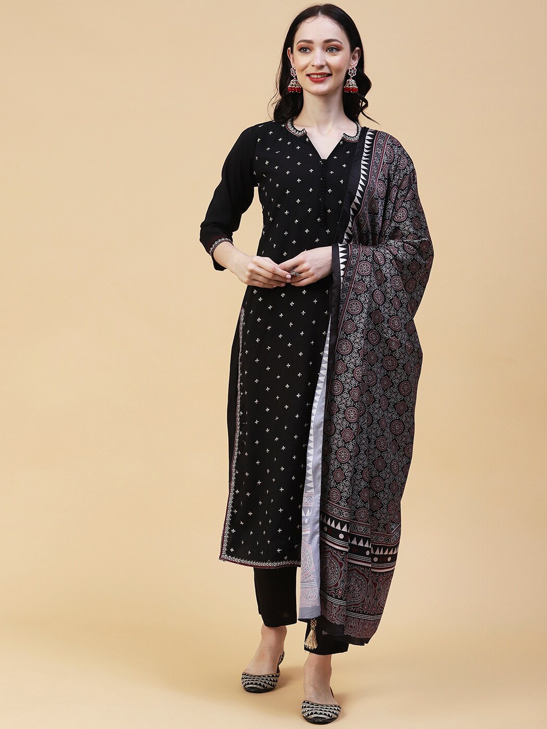 

FASHOR Embroidered Sequinned Kurta With Trousers & Dupatta, Black