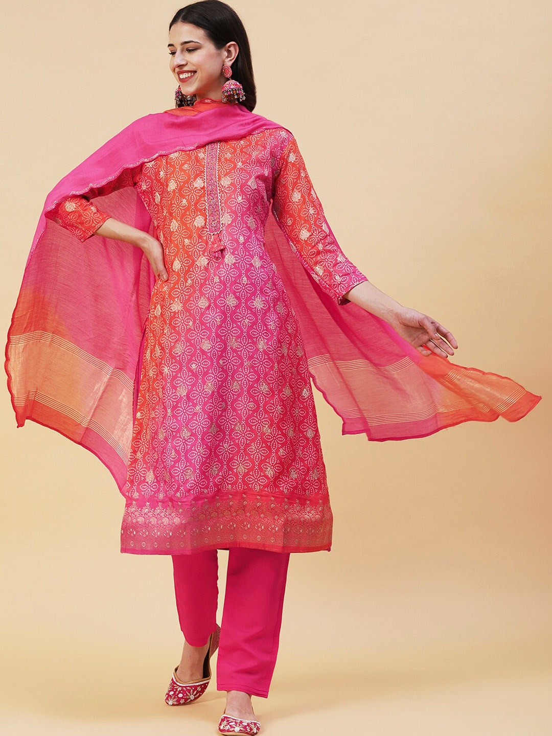 

FASHOR Bandhani Printed Gotta Patti Kurta With Trousers & Dupatta, Pink