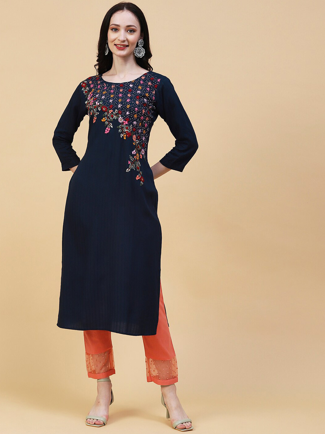 

FASHOR Floral Embroidered Thread Work Straight Kurta, Navy blue