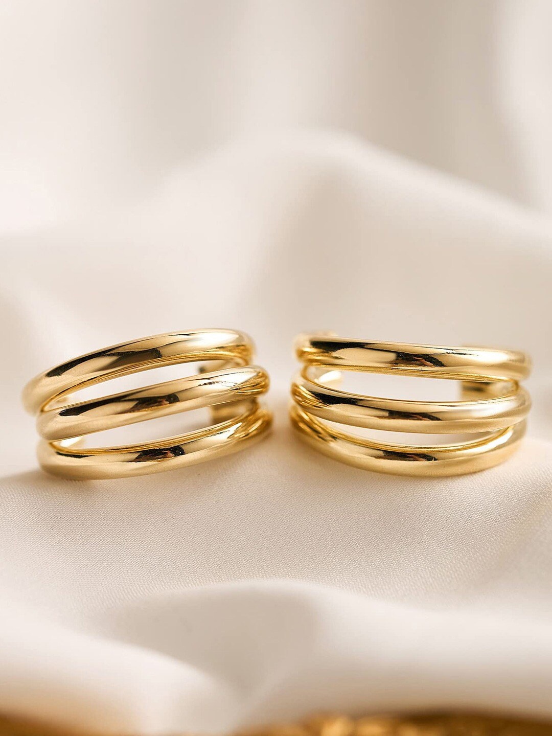 

Krelin Gold-Plated Classic Half Hoop Earrings