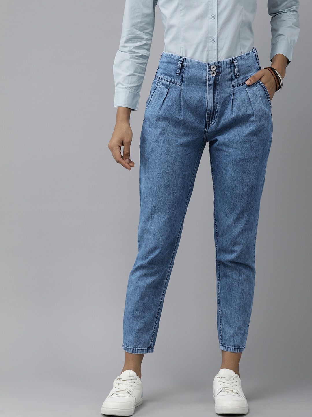 

Roadster High-Rise Mom Fit Jeans, Blue