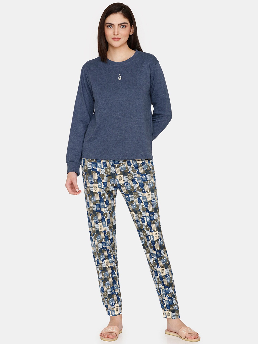 

Zivame Abstract Printed Long Sleeves Night Suit, Grey