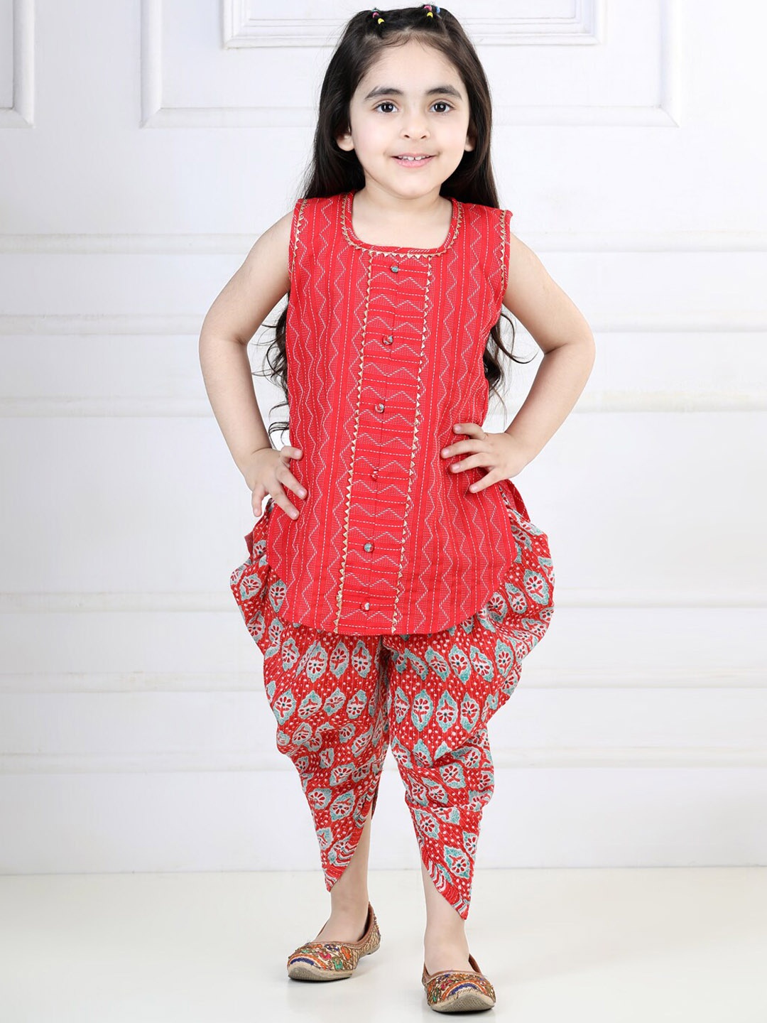 

Kinder Kids Girls Embroidered Gotta Patti Pure Cotton Kurti with Dhoti Pants, Red