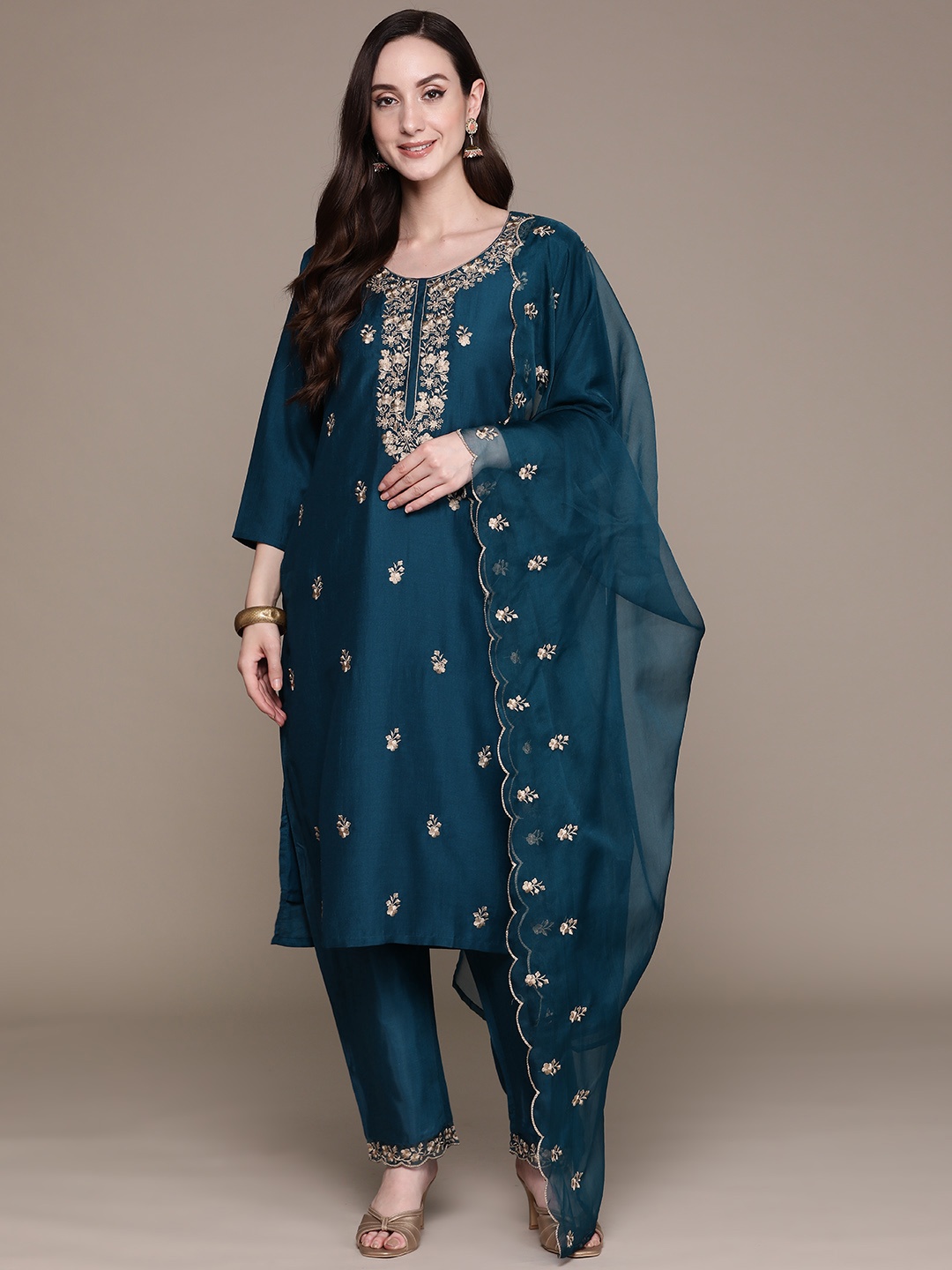 

Ishin Embroidered Regular Kurta with Trousers & With Dupatta, Teal