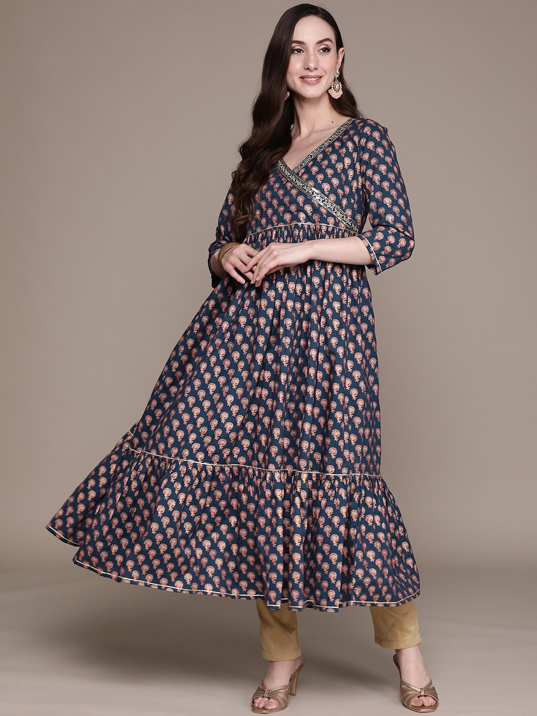 

Ishin Ethnic Motifs Printed Sequinned Anarkali Kurta, Navy blue