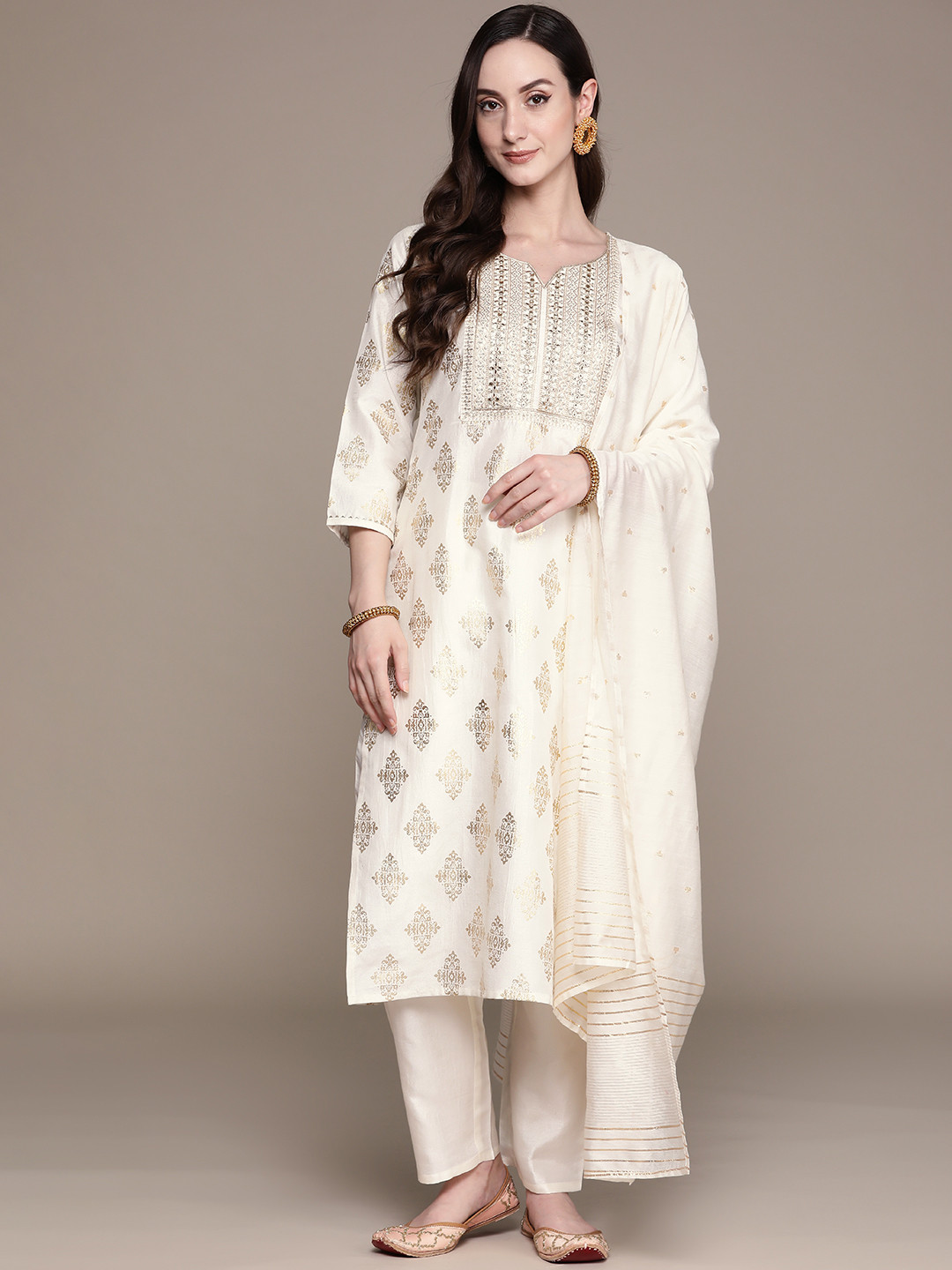 

Ishin Ethnic Motifs Embroidered Regular Kurta with Trousers & With Dupatta, Off white