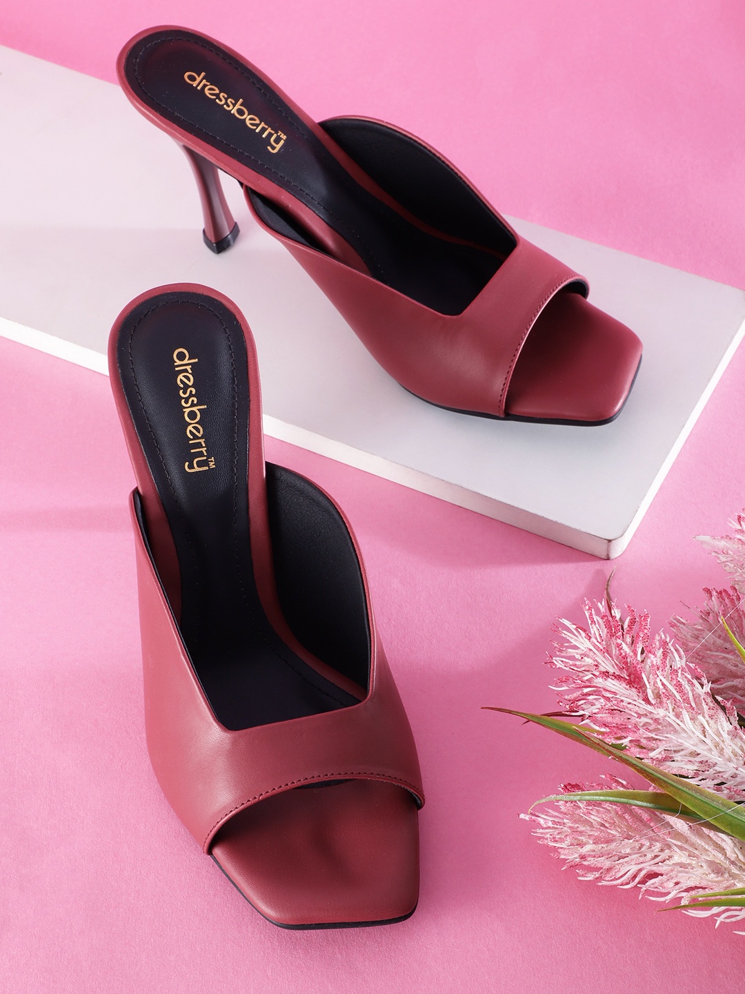

DressBerry Women Slim Heels, Maroon
