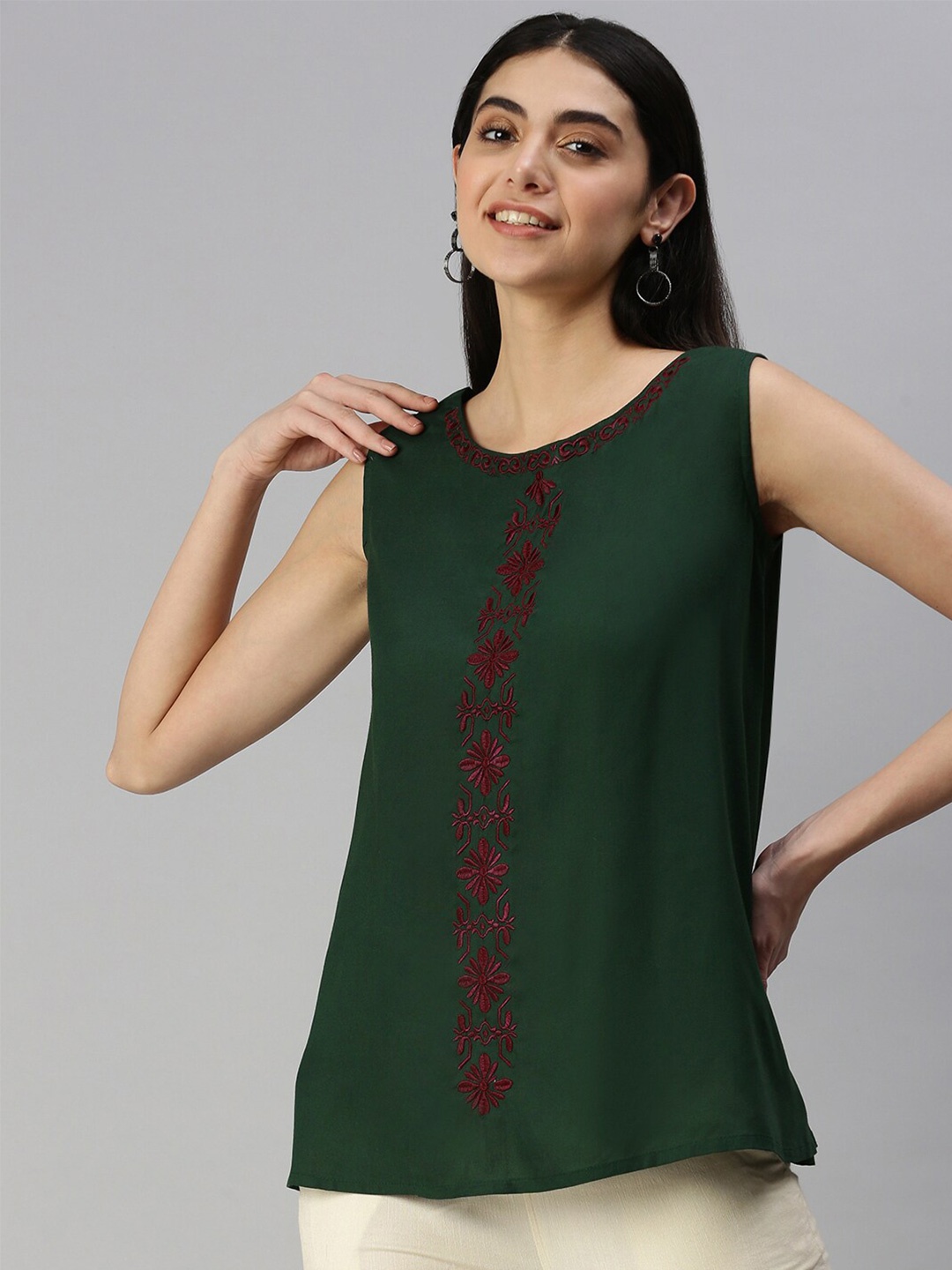 

HERE&NOW Ethnic Motifs Embroidered Thread Work Kurti, Green