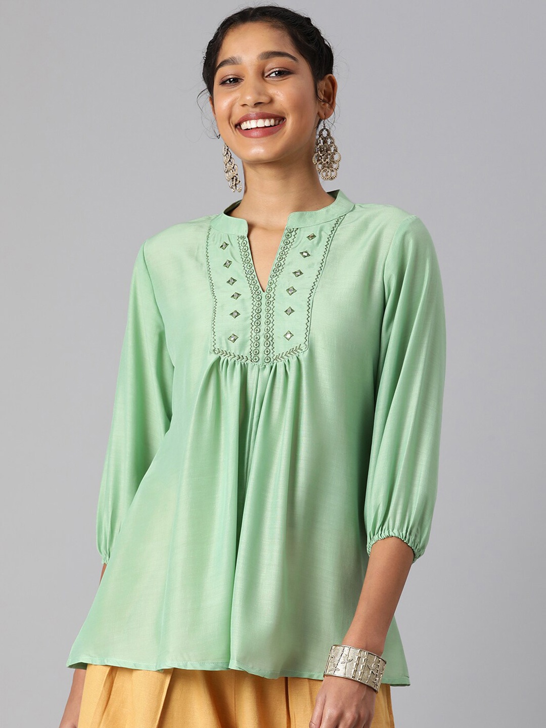 

MALHAAR Mandarin Collar Puff Sleeves A-Line Top, Green