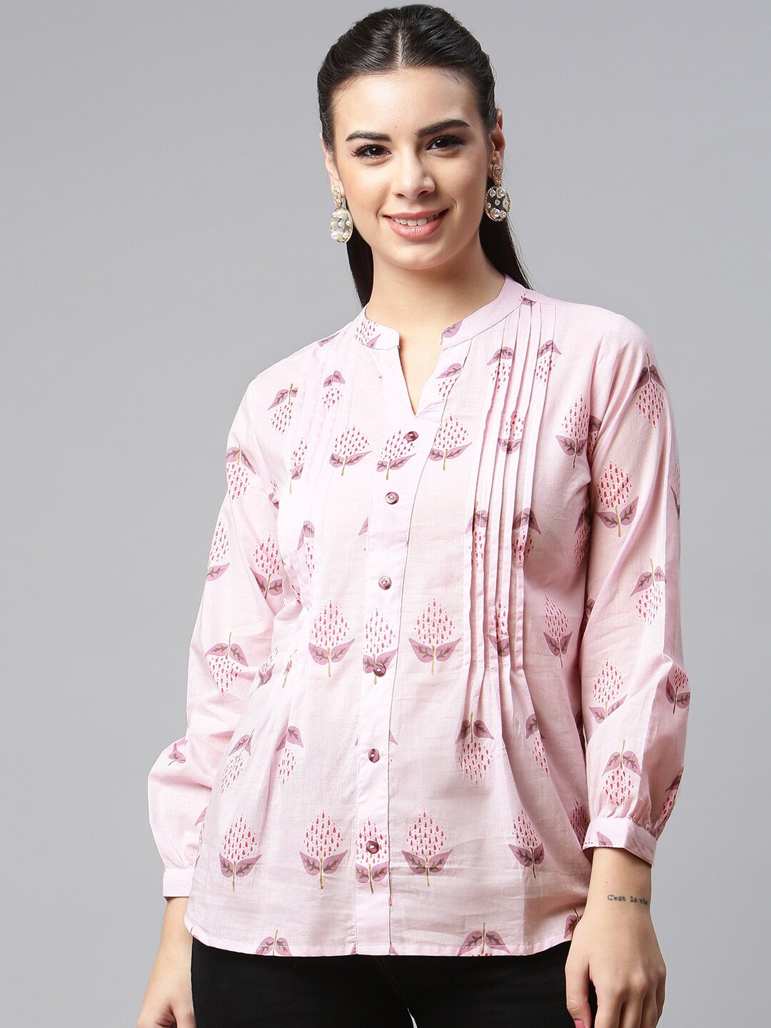 

MALHAAR Ethnic Motifs Print Mandarin Collar Shirt Style Top, Purple