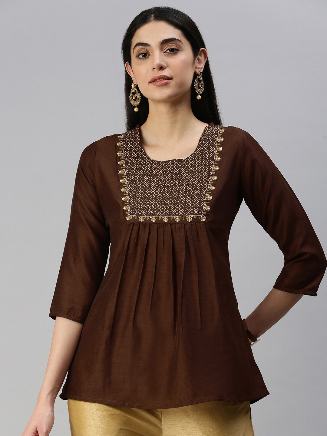

MALHAAR Geometric Embroidered A-Line Top, Brown