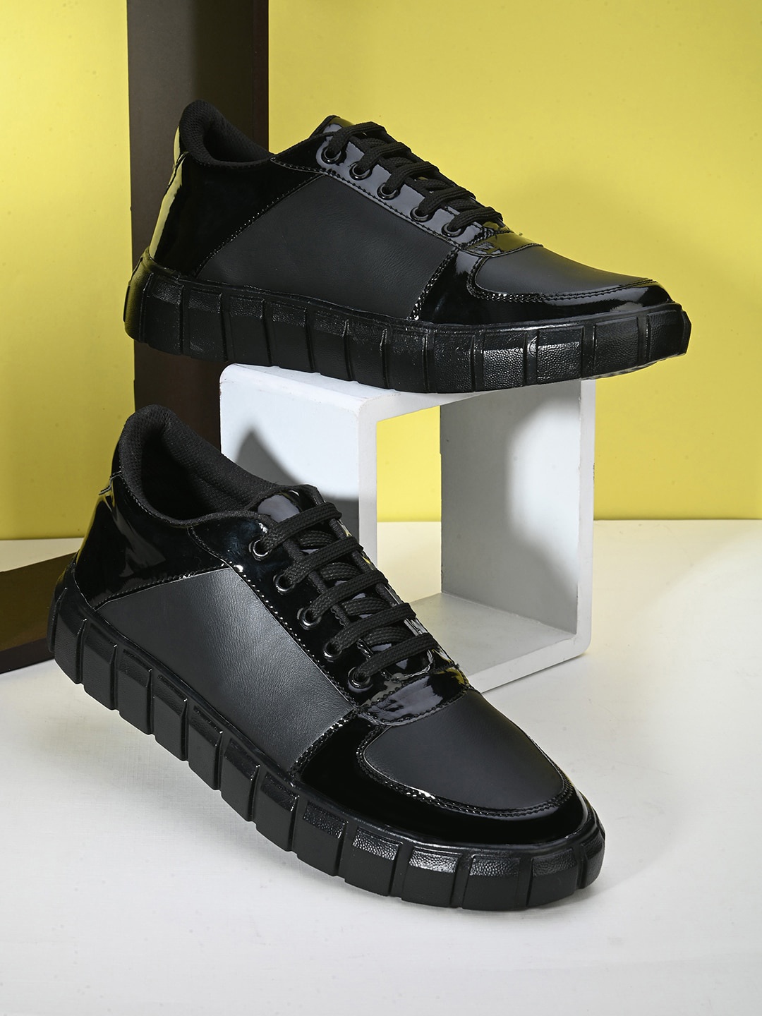 

ELIXIR MAN Men Synthetic Leather Lightweight Lace-Ups Sneakers, Black