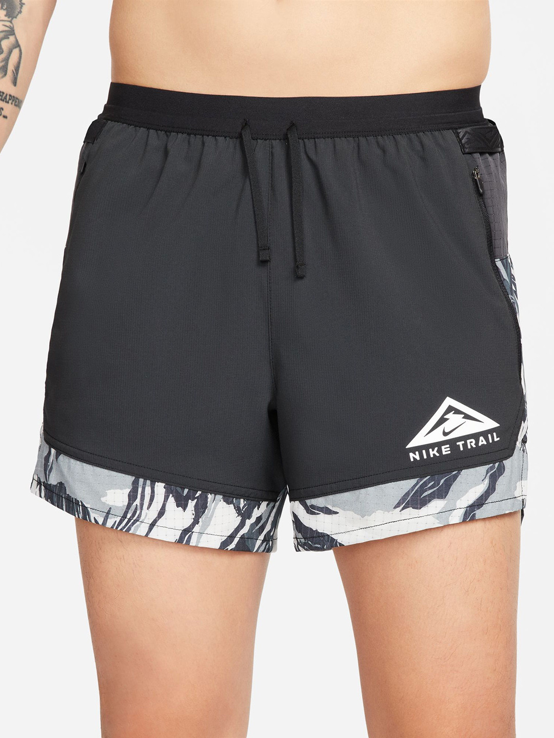 

Nike Men Mid-Rise Dri-Fit Trail FLX STRD 5IN Camouflage Printed Running Sports Shorts, Black